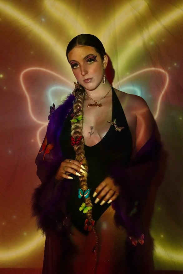 efb6fdb9-0ec2-4042-ab79-a44dd1a8ab8d-1